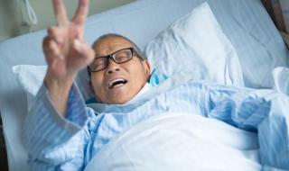 男子植入最小人工心脏 男子植入最小人工心脏